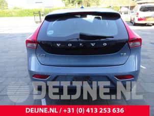 Volvo V40 12-