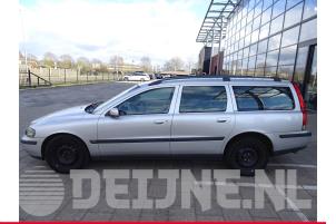 Volvo V70 01-
