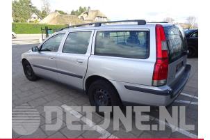 Volvo V70 01-