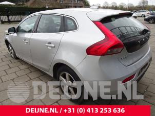 Volvo V40 12-