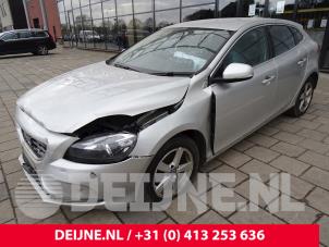 Volvo V40 Tageslicht rechts O103890 Spenderfahrzeug