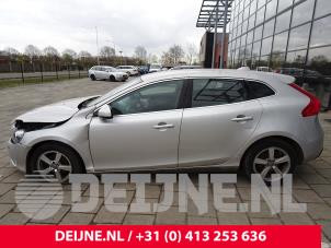 Volvo V40 12-