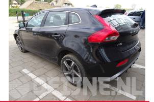 Volvo V40 12-