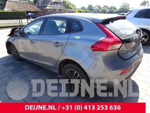 Volvo V40 12-