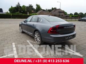 Volvo S90 17-
