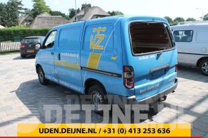Toyota Hiace 02-