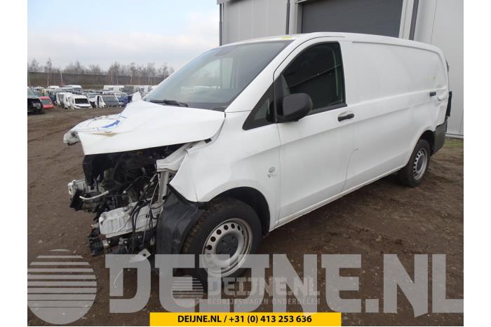 Mercedes Vito PDC Schakelaar O34392 Donorvoertuig