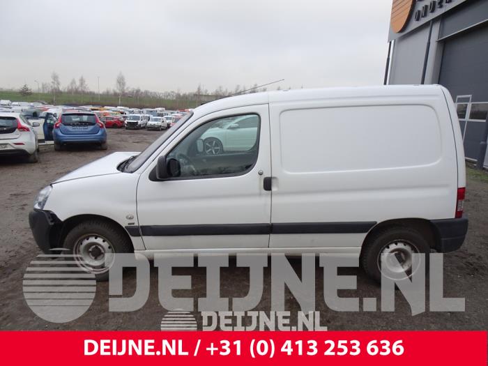 Peugeot Partner Engine management computer O137426 Donor vehicle