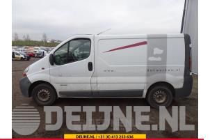 Renault Trafic 01-