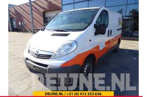 Opel Vivaro Dynamosteun boven O126410 Donorvoertuig