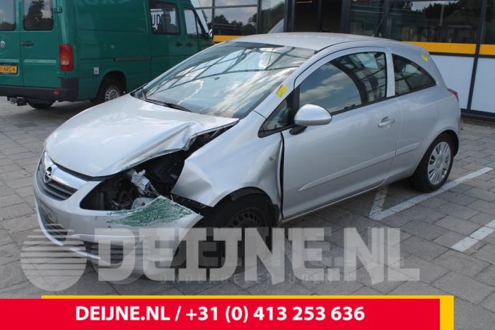 Opel Corsa Achterlicht links O44083