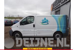 Renault Trafic 01-