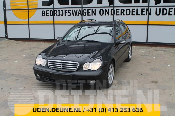 Mercedes C-Klasse Zekeringkast O60206 Donorvoertuig