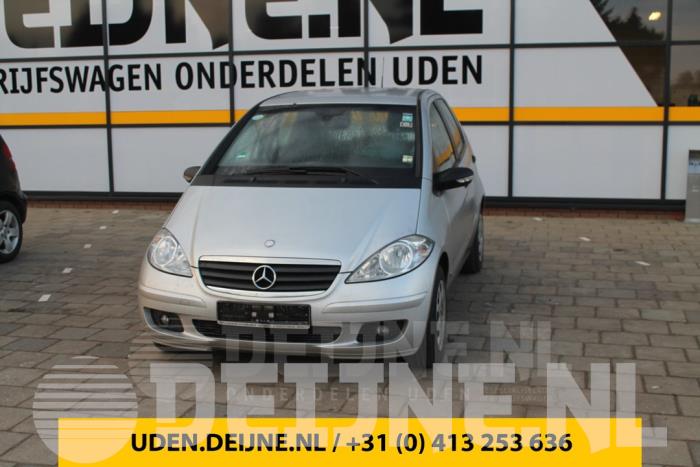 Mercedes A-Klasse Engine management computer O58260 Donor vehicle
