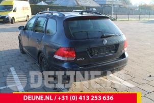 Volkswagen Golf 04-
