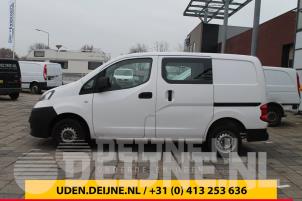 Nissan NV200 10-