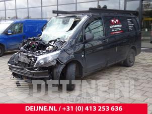 Mercedes Vito AUX/USB aansluiting O48390 Donorvoertuig