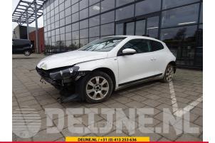 Volkswagen Scirocco Tacho - Kombiinstrument KM O46331 Spenderfahrzeug