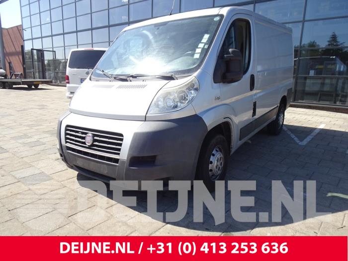 Fiat Ducato Aandrijfas links-voor O87362 Donorvoertuig