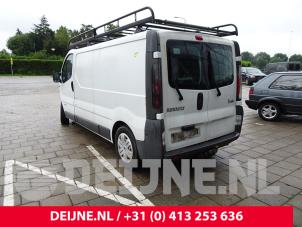 Renault Trafic 01-