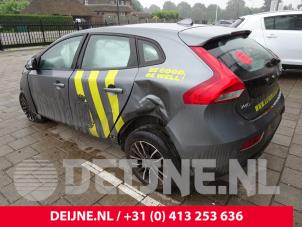 Volvo V40 12-