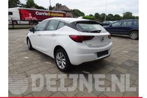 Opel Astra K 15-