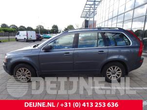 Volvo XC90 02-