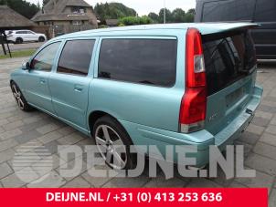 Volvo V70 01-