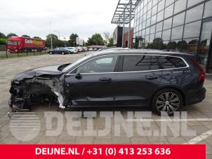 Volvo V60 19-