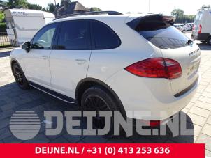 Porsche Cayenne 10-