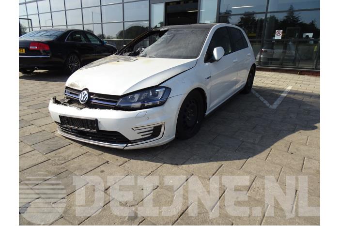 Volkswagen Golf Footrest O85847 Donor vehicle