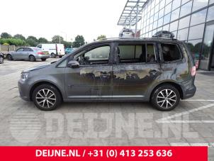 Volkswagen Touran 10-