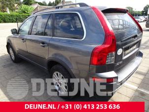 Volvo XC90 02-