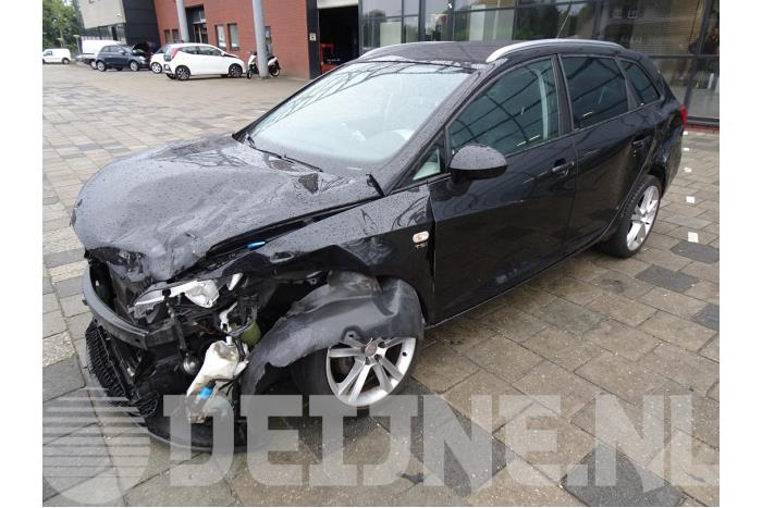 Seat Ibiza Regelunit Multi Media O129370 Donorvoertuig