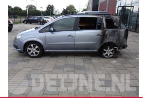 Opel Zafira B 05-
