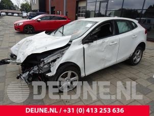 Volvo V40 Turbo O201552 Spenderfahrzeug