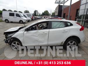 Volvo V40 12-