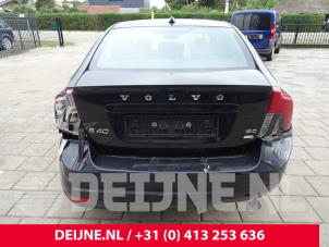 Volvo S40 04-