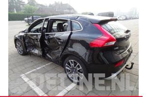 Volvo V40 12-