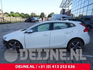 Volvo V40 12-