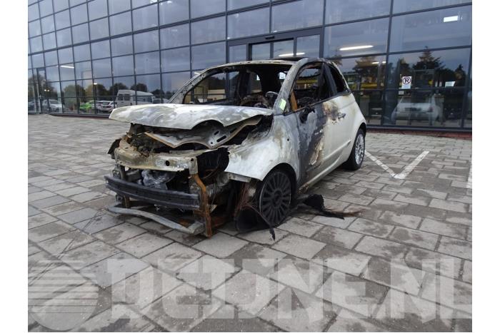Fiat 500 Tankklappe O91145 Spenderfahrzeug