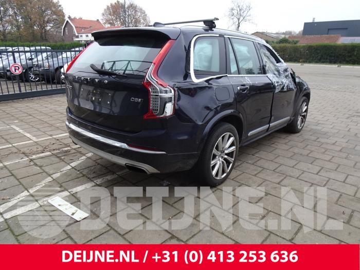 Volvo XC90 II 2.0 D5 16V AWD Sloopvoertuig (2017, Blauw)