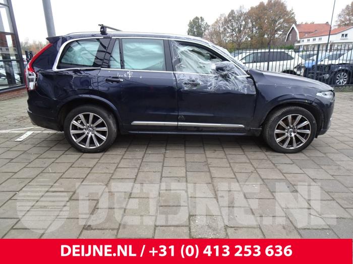 Volvo XC90 II 2.0 D5 16V AWD Sloopvoertuig (2017, Blauw)