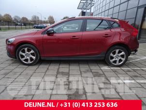Volvo V40 12-