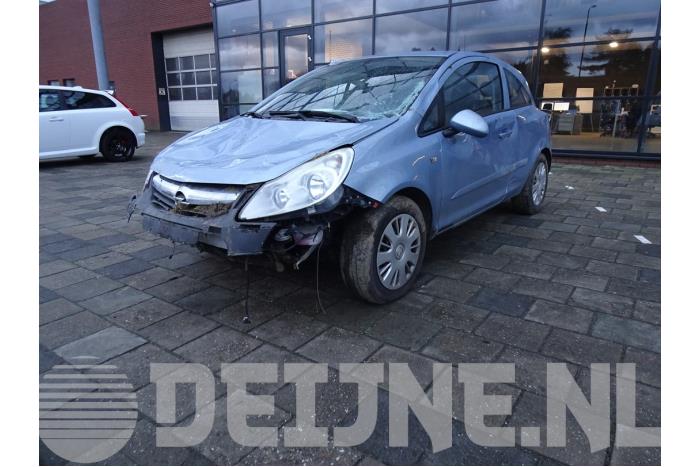 Opel Corsa Bremszange links vorne O99155 Spenderfahrzeug