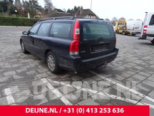 Volvo V70 01-