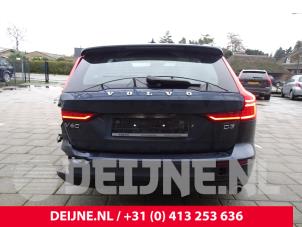 Volvo V60 19-