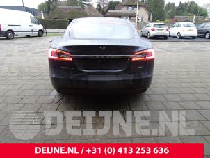 Tesla Model S 12-