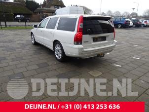 Volvo V70 01-