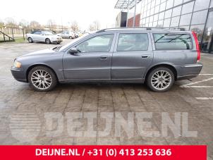 Volvo V70 01-